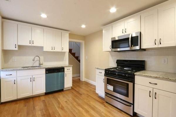 1 Saint James Place - Photo 1