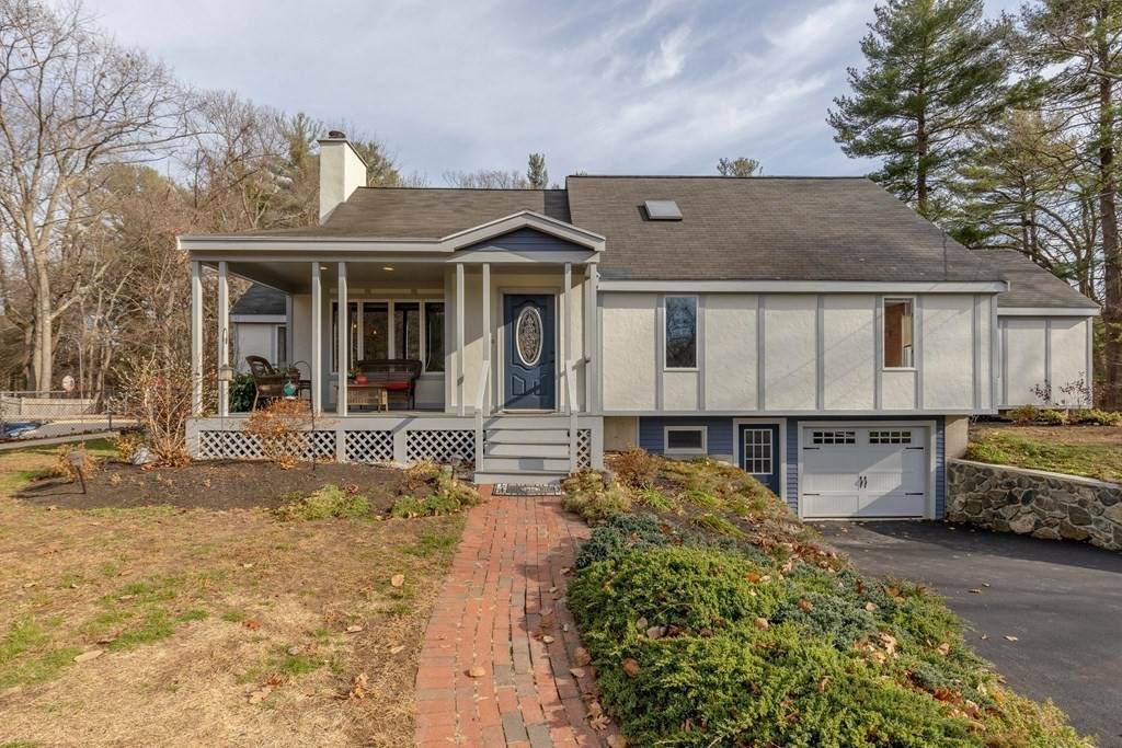 150R Winona Street - Photo 1