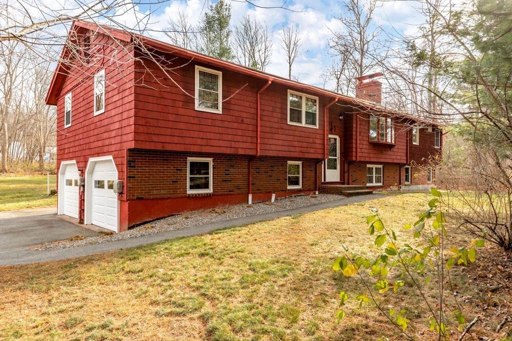 10 Mansfield Dr. - Photo 1