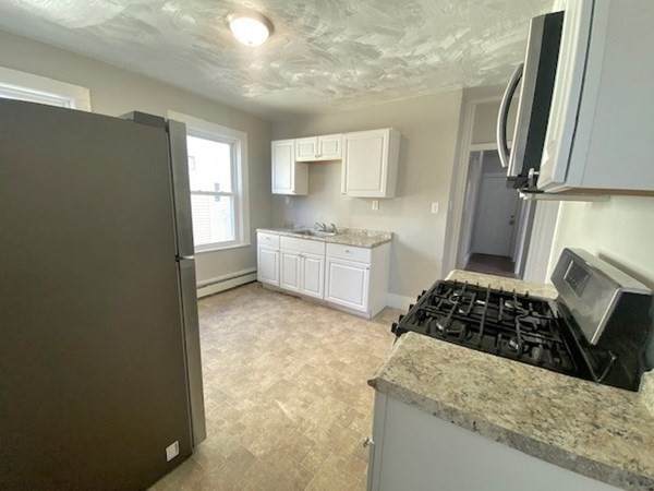 12 Elwyn Road - Photo 1