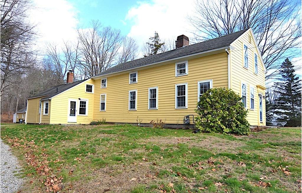 575 Main St - Photo 1