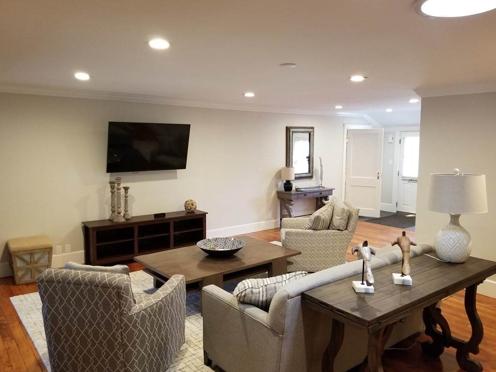 138 Elm Street - Photo 1