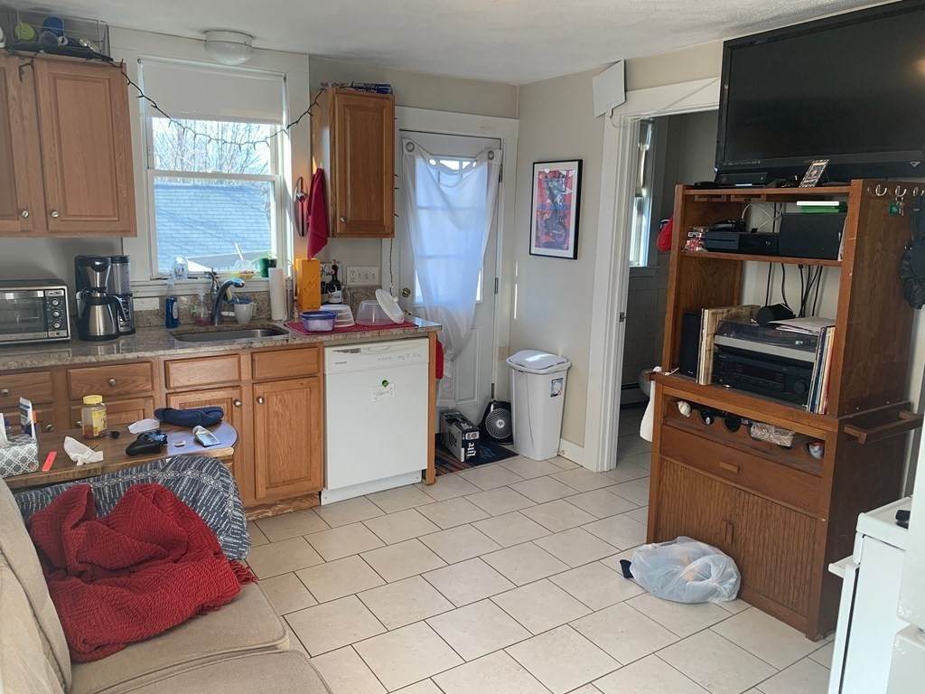 17 Endicott - Photo 1