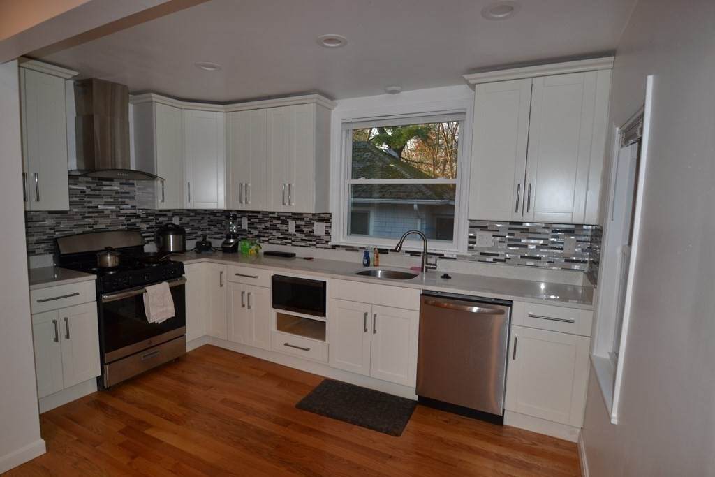83 Edgemoor Ave - Photo 1