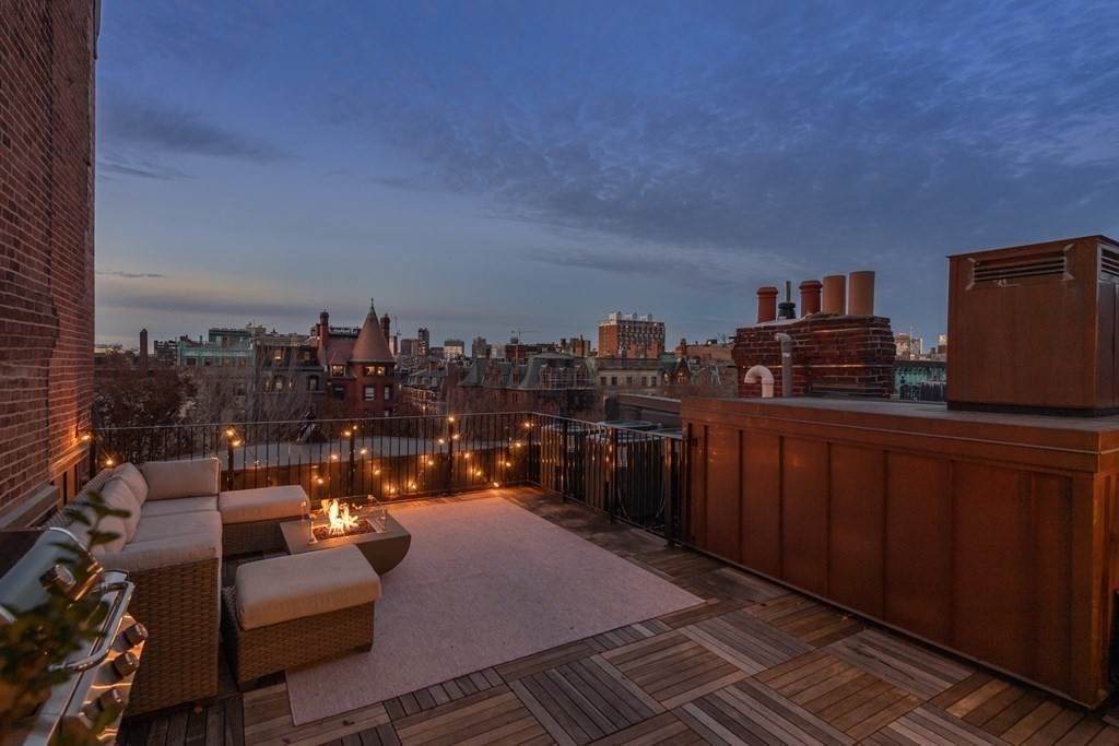 288 Commonwealth Ave - Photo 1