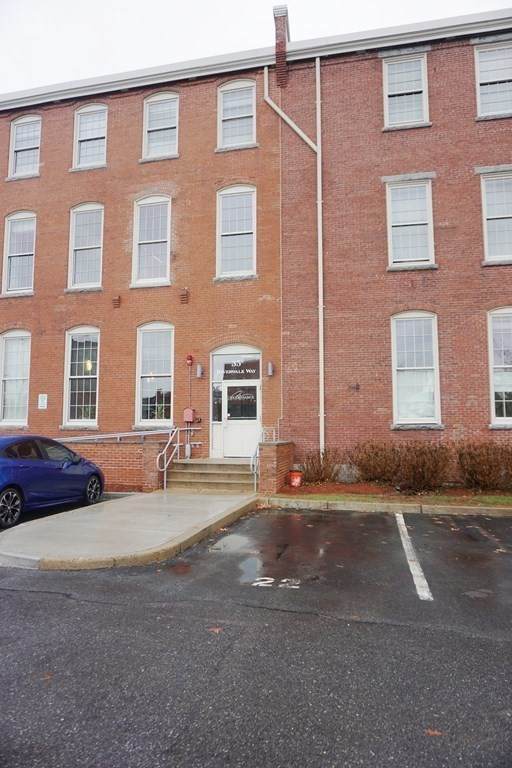 35 Riverwalk Way - Photo 1
