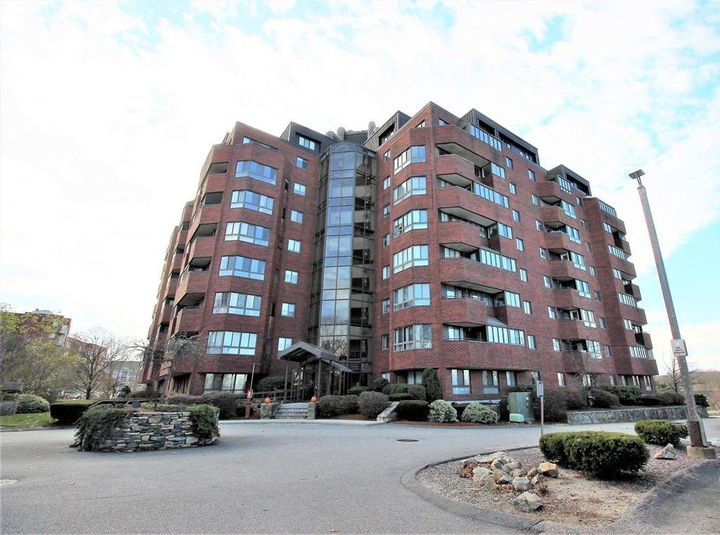 200 Burkhall St - Photo 1