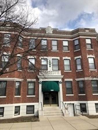 1568 Commonwealth Ave - Photo 1