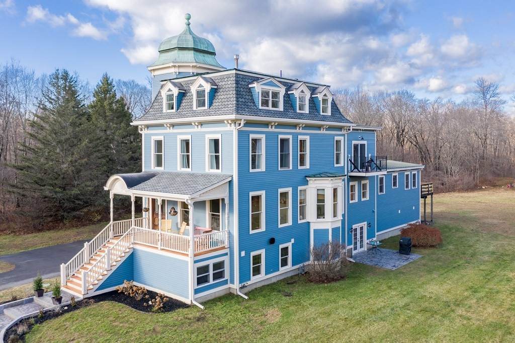 96 Bridge St - Photo 1