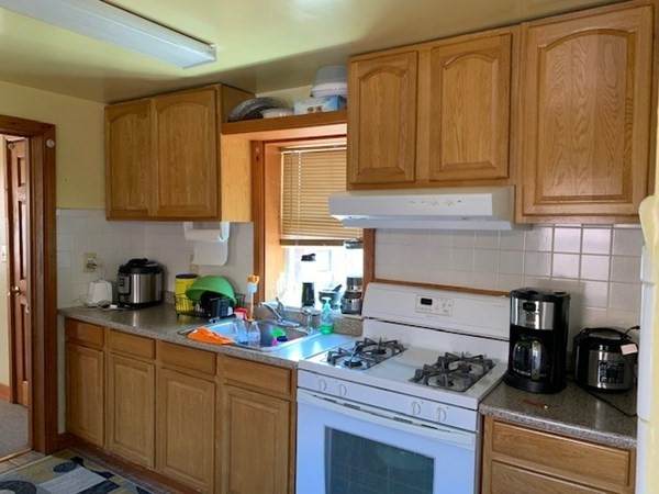 28 Wyman St. - Photo 1