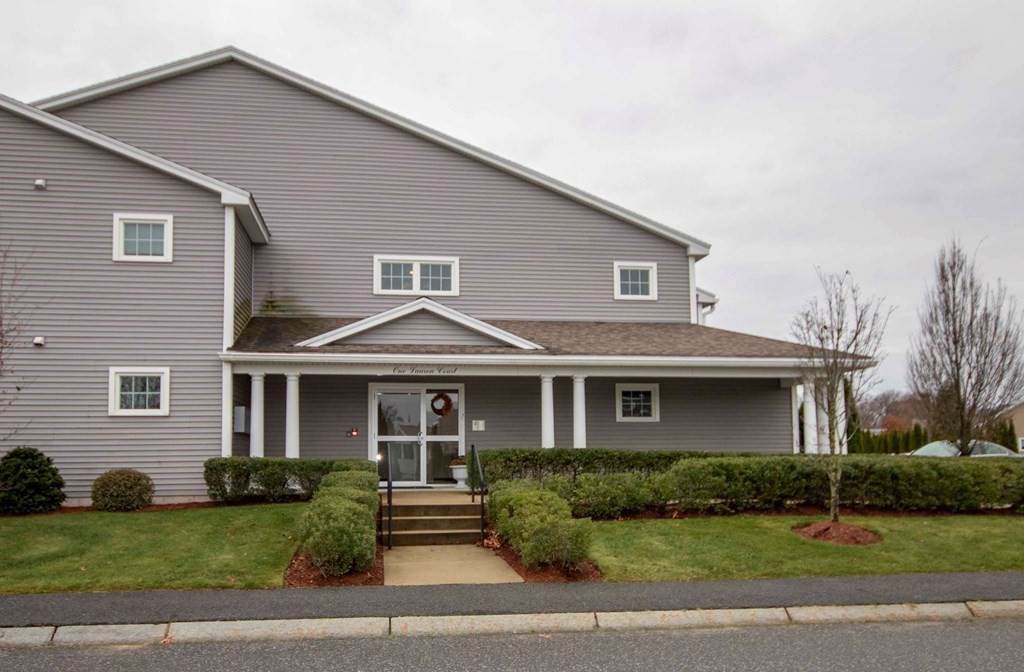1 Lauren Ct - Photo 1