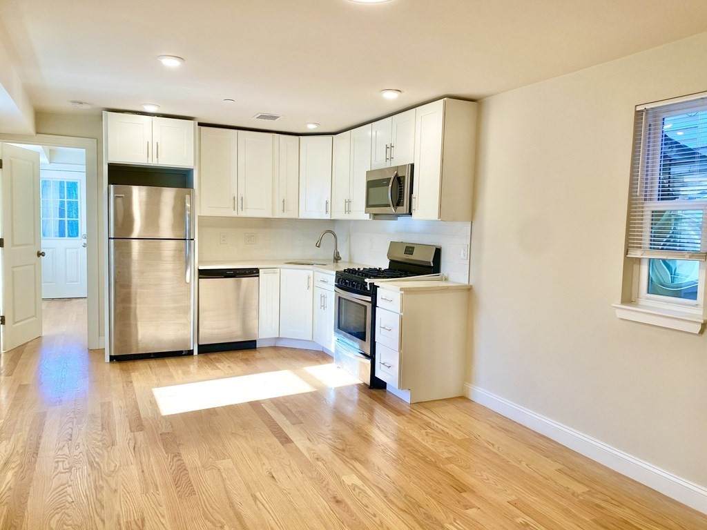 9 Eighth Street - Photo 1