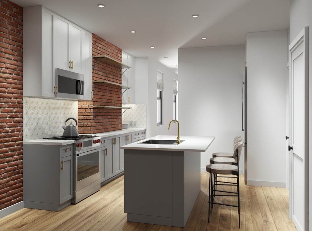 536 E Broadway - Photo 1