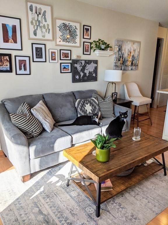 872 Mass Ave - Photo 1