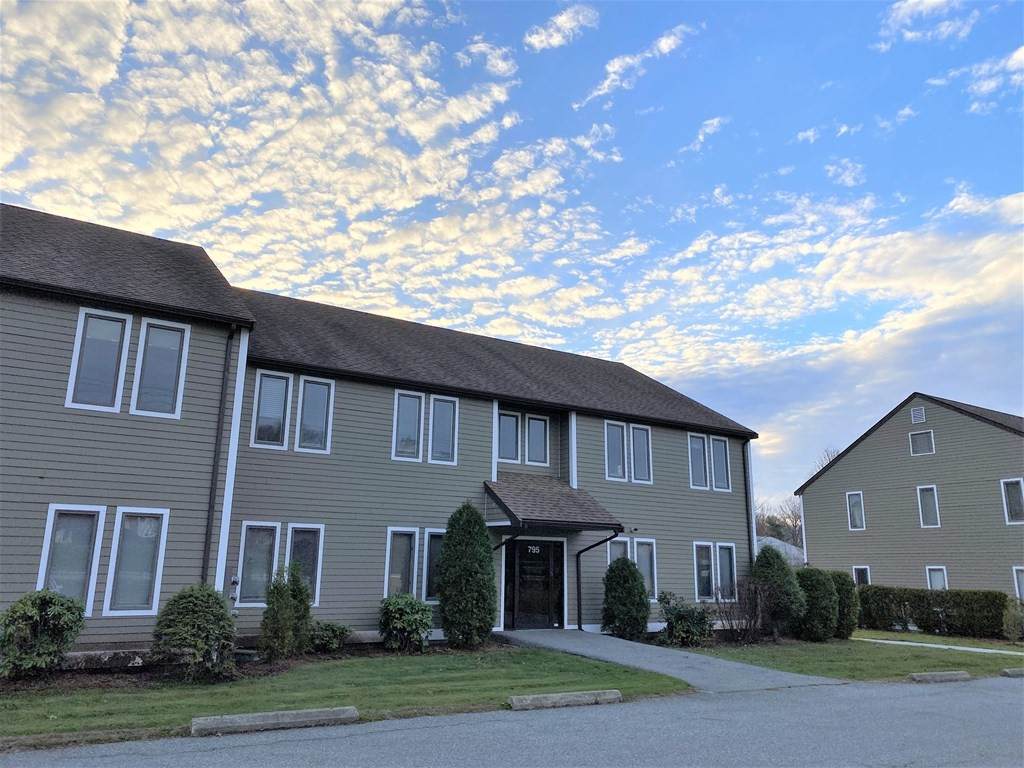 795 Turnpike Street - Photo 1
