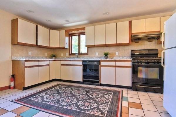 24 S Central Ave - Photo 1