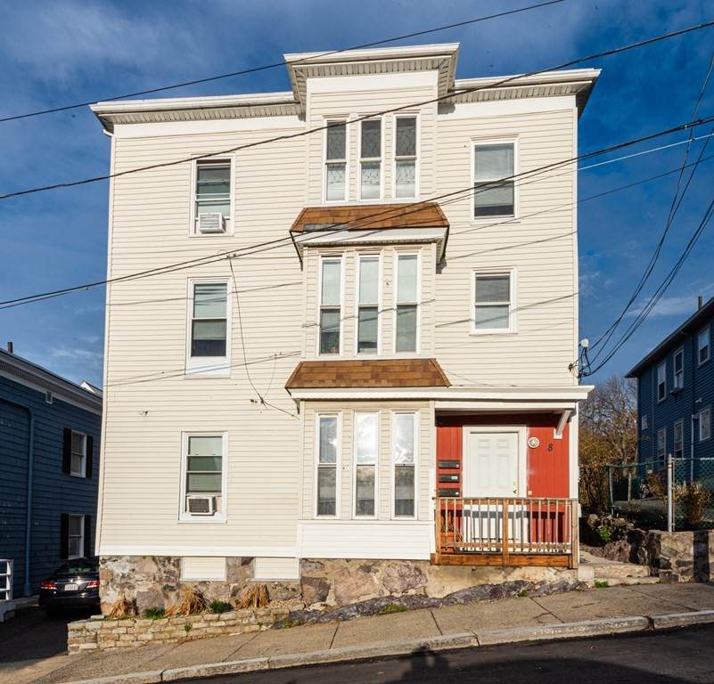 8 Nichols Ave - Photo 1