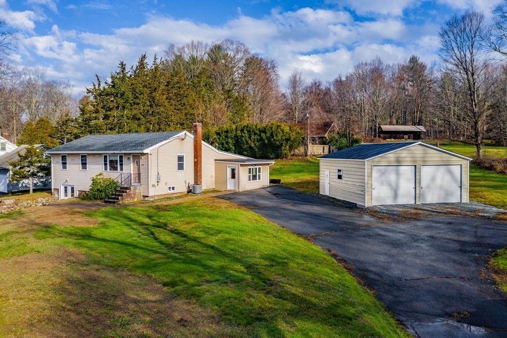 286 Granville Rd - Photo 1