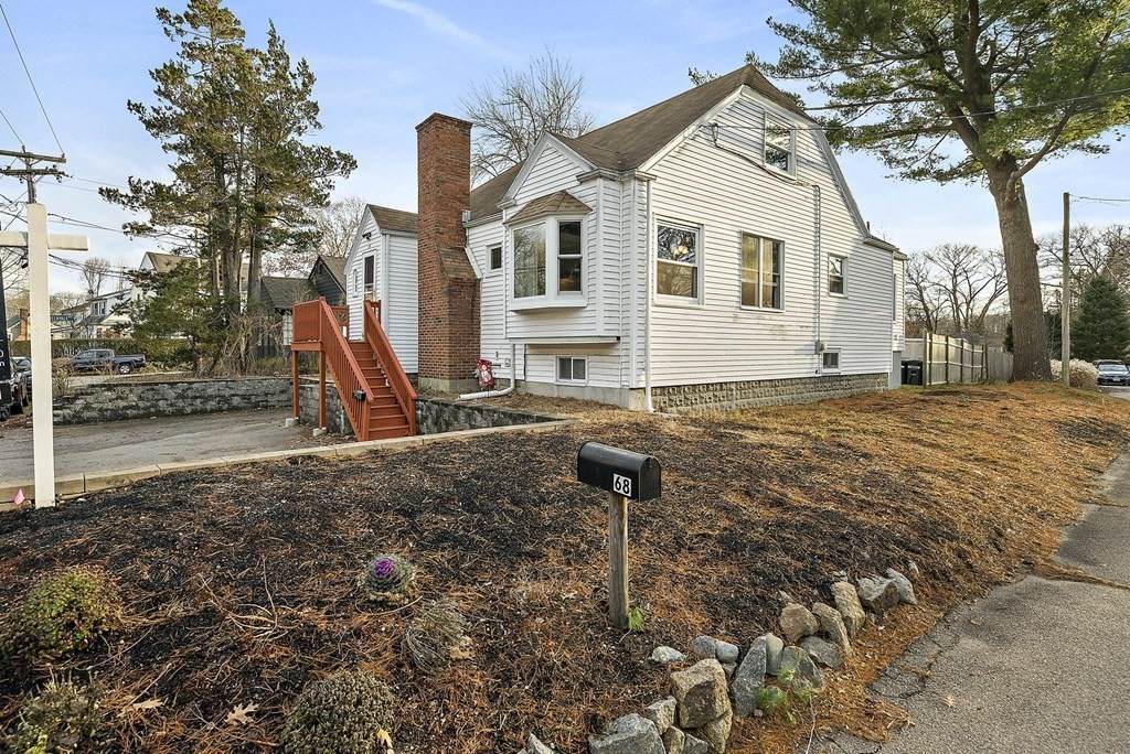 64 Essex St - Photo 1