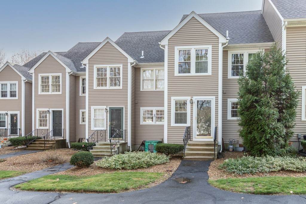 18 Hovey Pond Dr - Photo 1