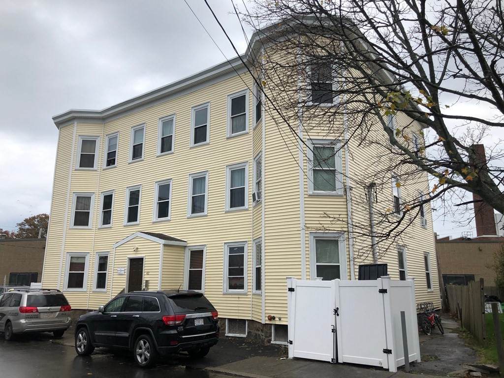 42 River St - Photo 1