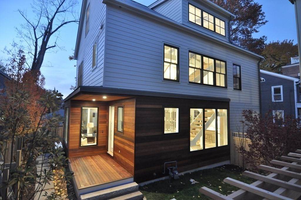 17 Ellsworth Avenue, Rear - Photo 1