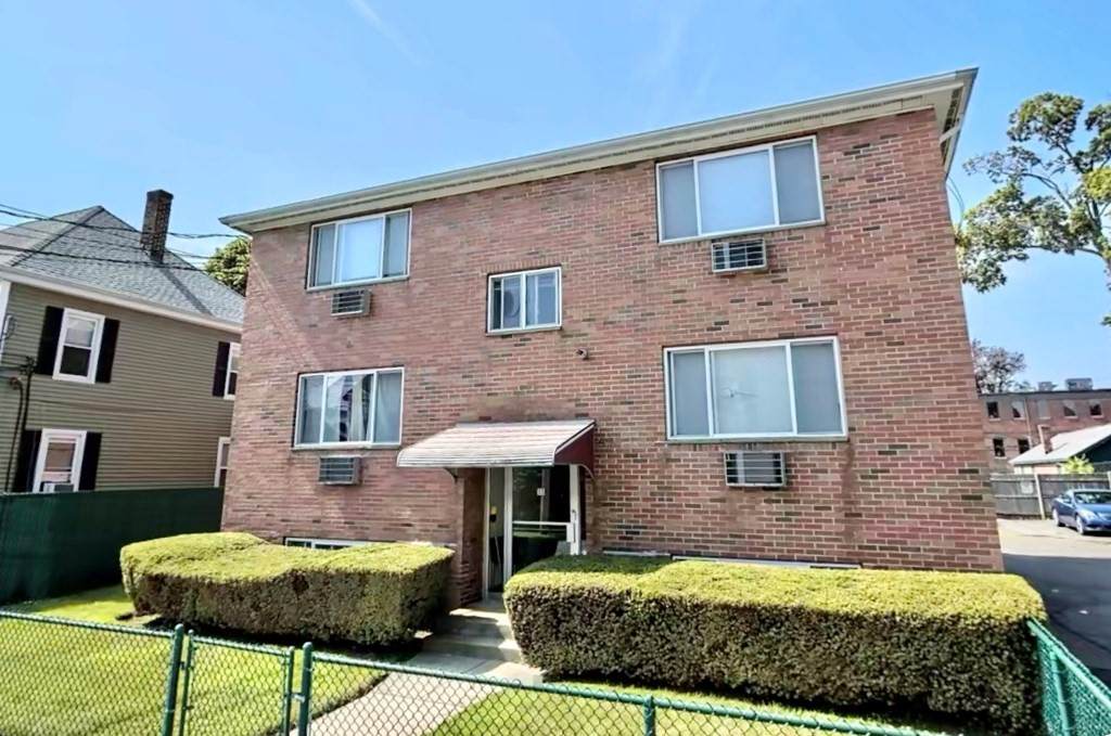 15 Clinton Streeet - Photo 1
