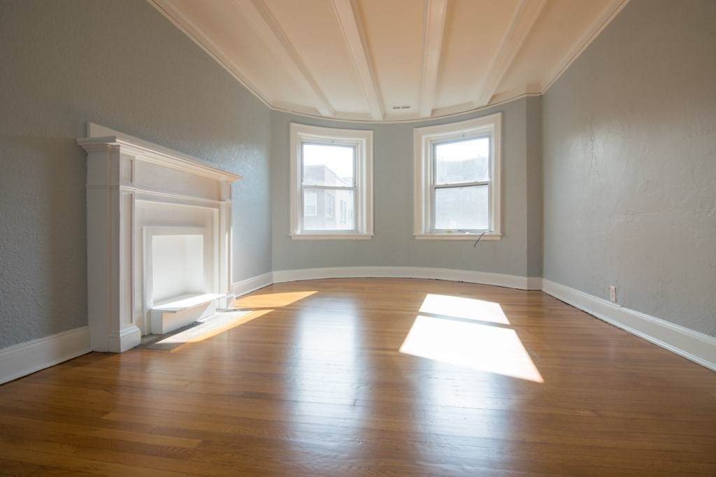 43 Boulevard Terrace - Photo 1