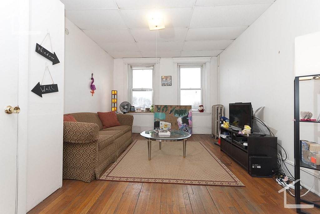 48 Brighton Ave - Photo 1
