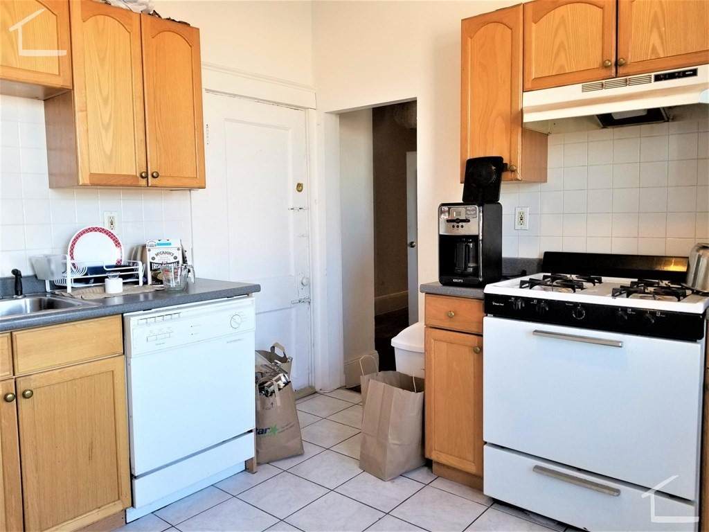 48 Brighton Ave - Photo 1