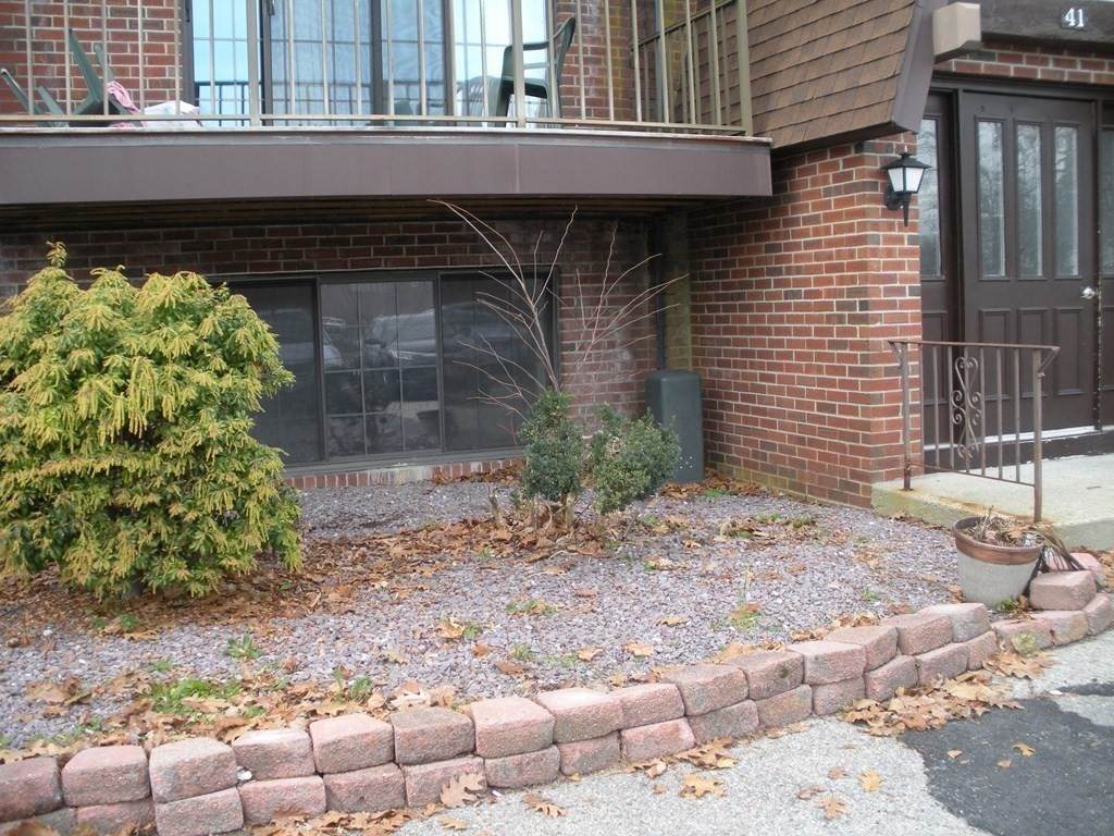 41 West Street - Photo 1