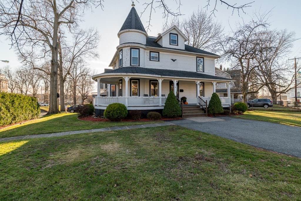 38 Winsor St - Photo 1