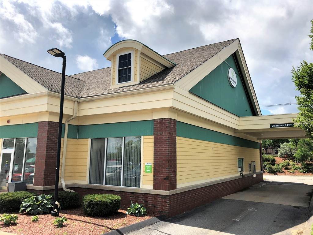 6-34 Andrews Pkwy - Photo 1