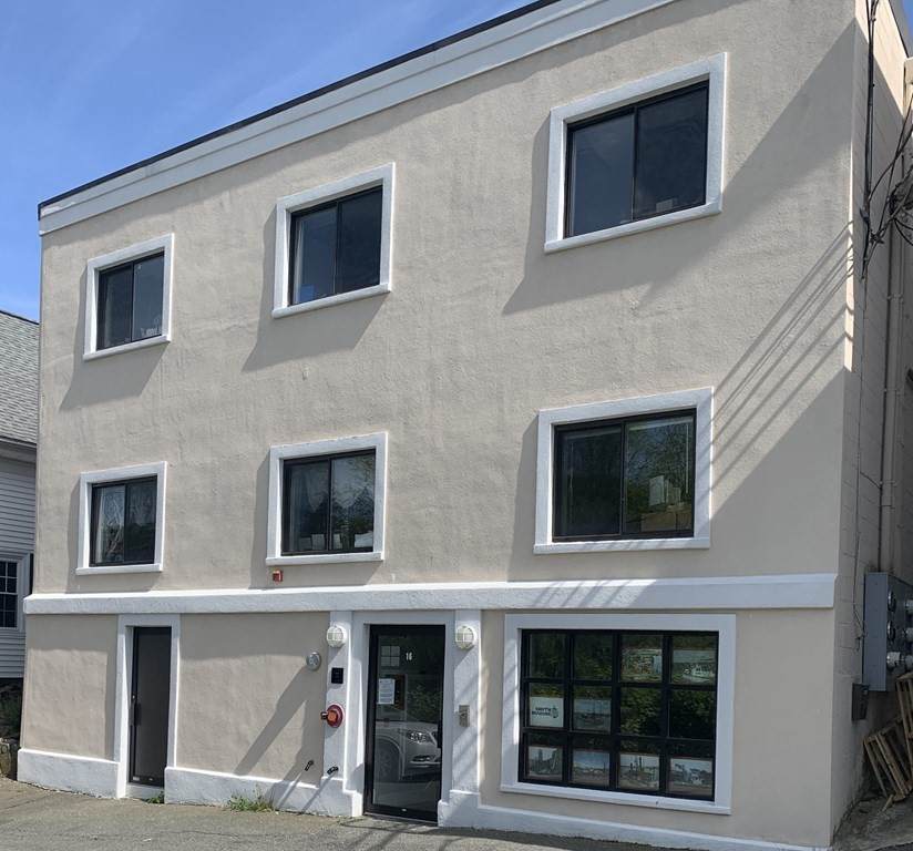16 Anderson Street - Photo 1