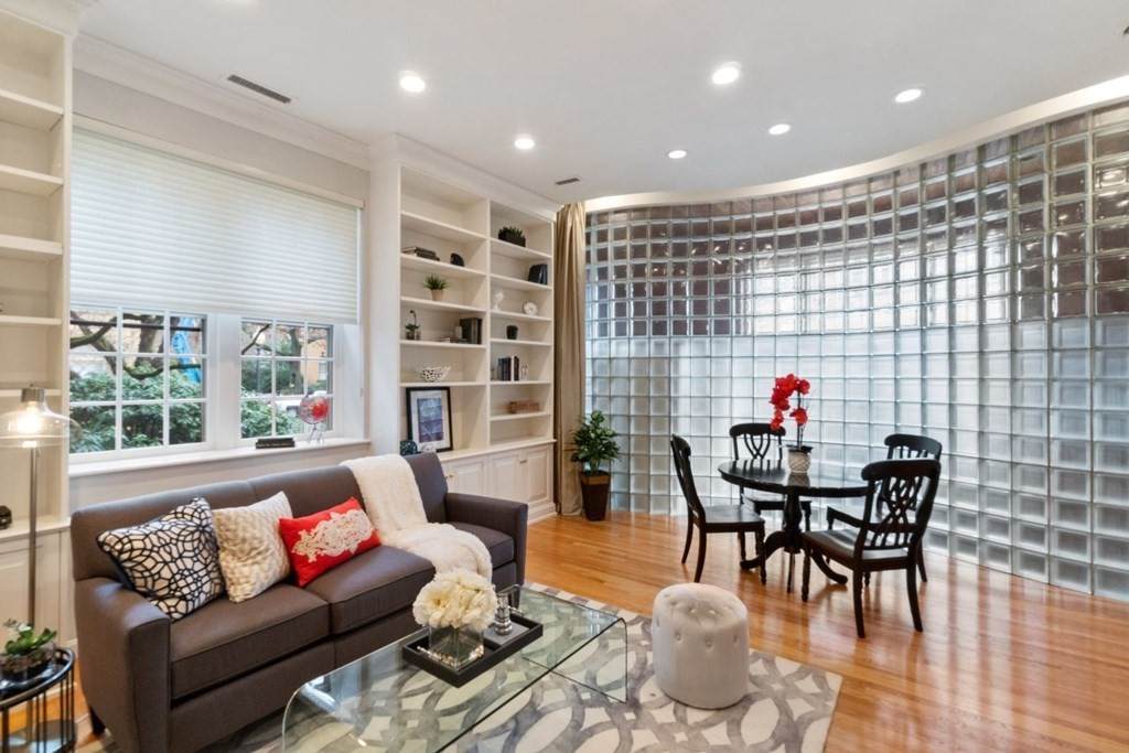 81 Glen - Photo 1
