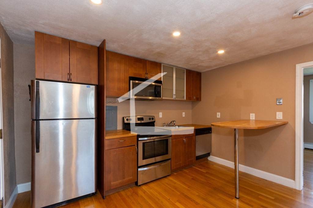 47 Gardner St - Photo 1