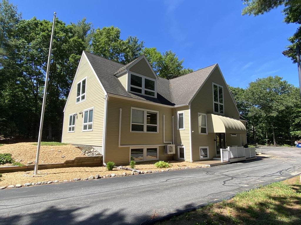 195 Hanover Street - Photo 1