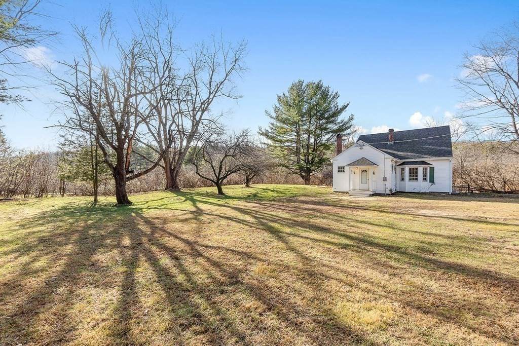 2 Jewell Hill Rd - Photo 1