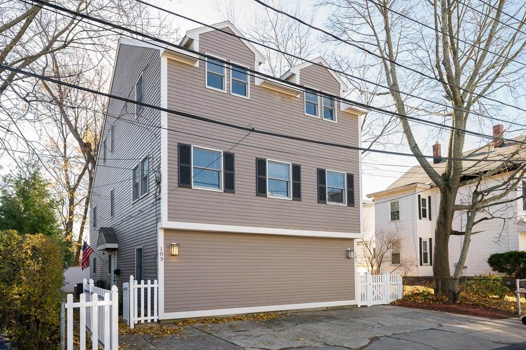 103 Oakton Ave - Photo 1