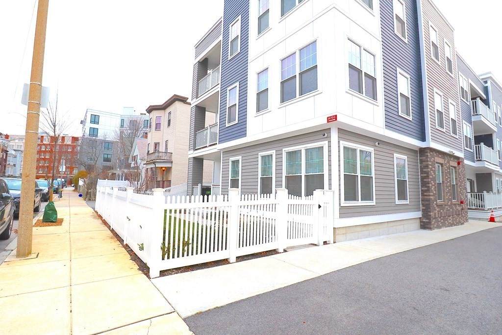 20 Fuller Street - Photo 1