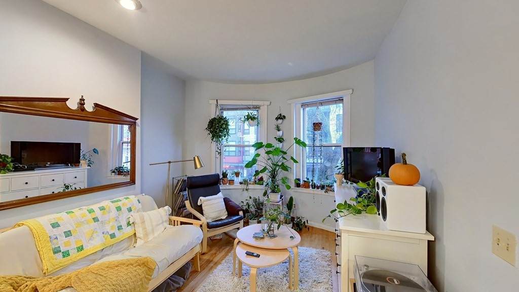 26 South Huntington Avenue - Photo 1
