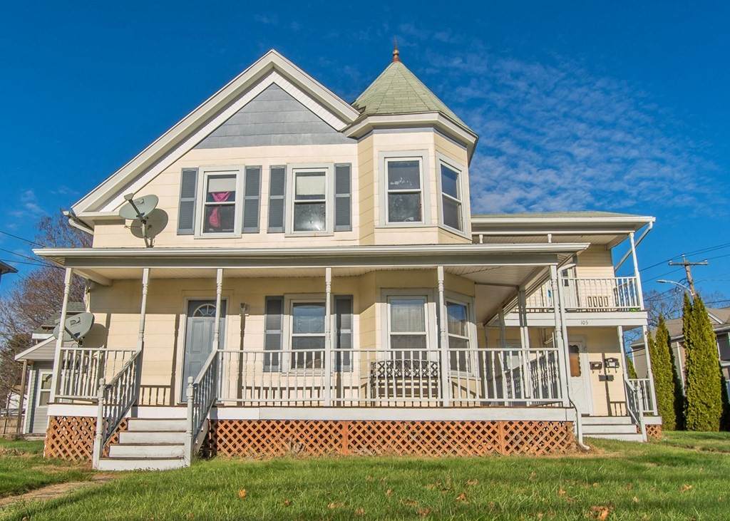 105 Lake St - Photo 1