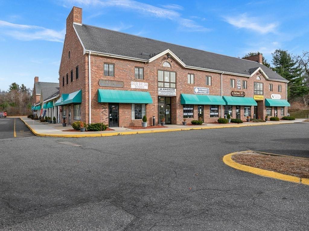 401 Main St - Photo 1