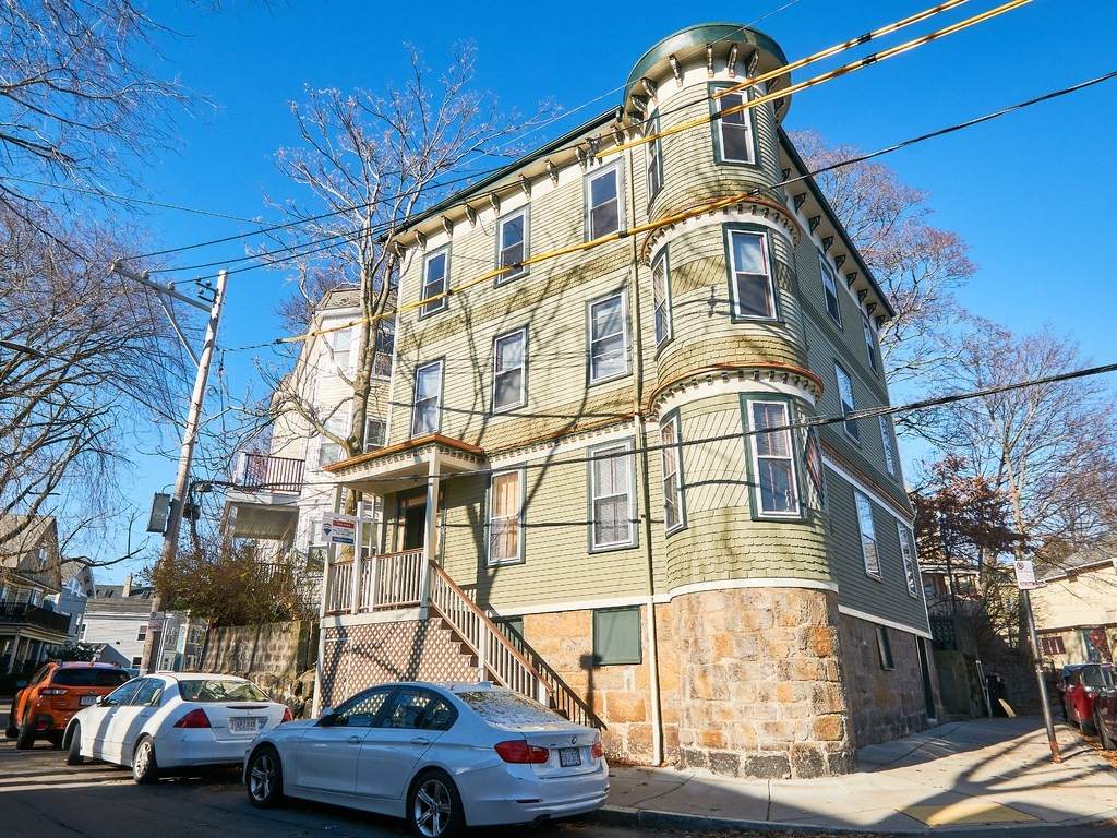 76 Boylston St - Photo 1