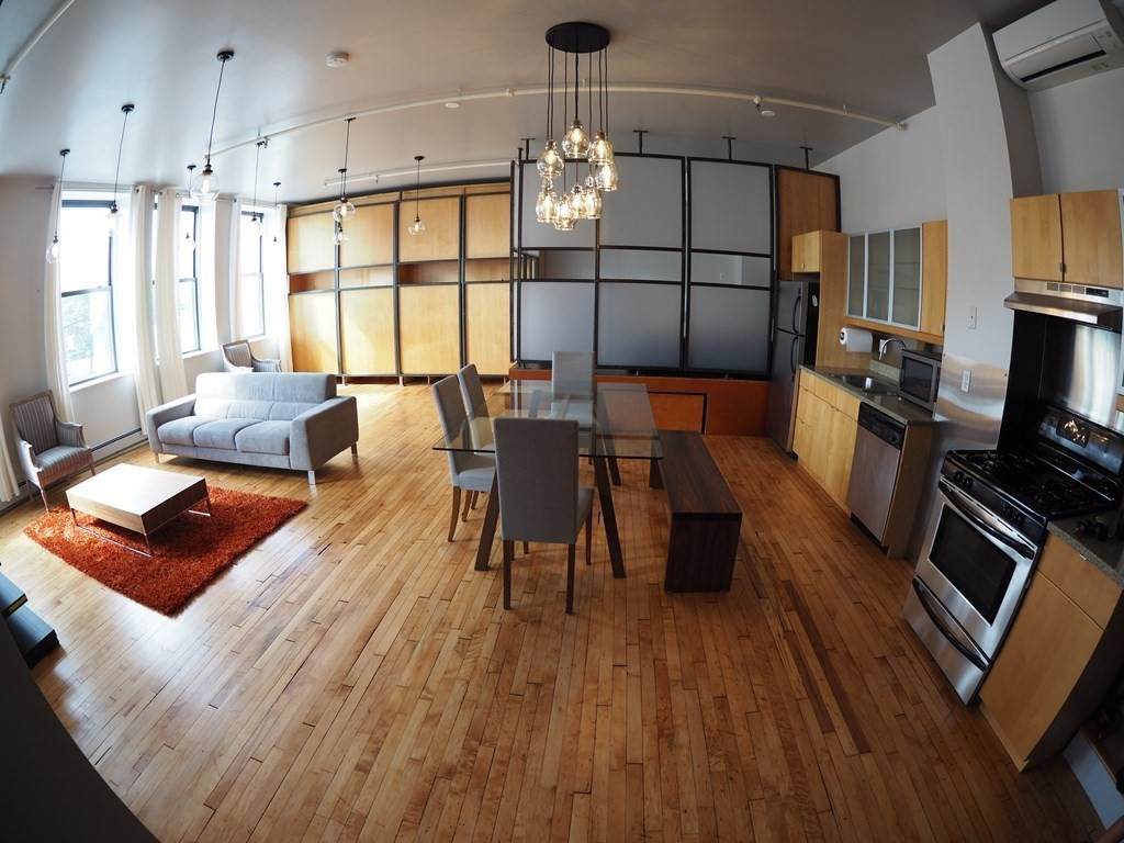 1140 Washington St - Photo 1