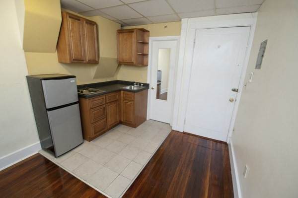 505 Beacon - Photo 1
