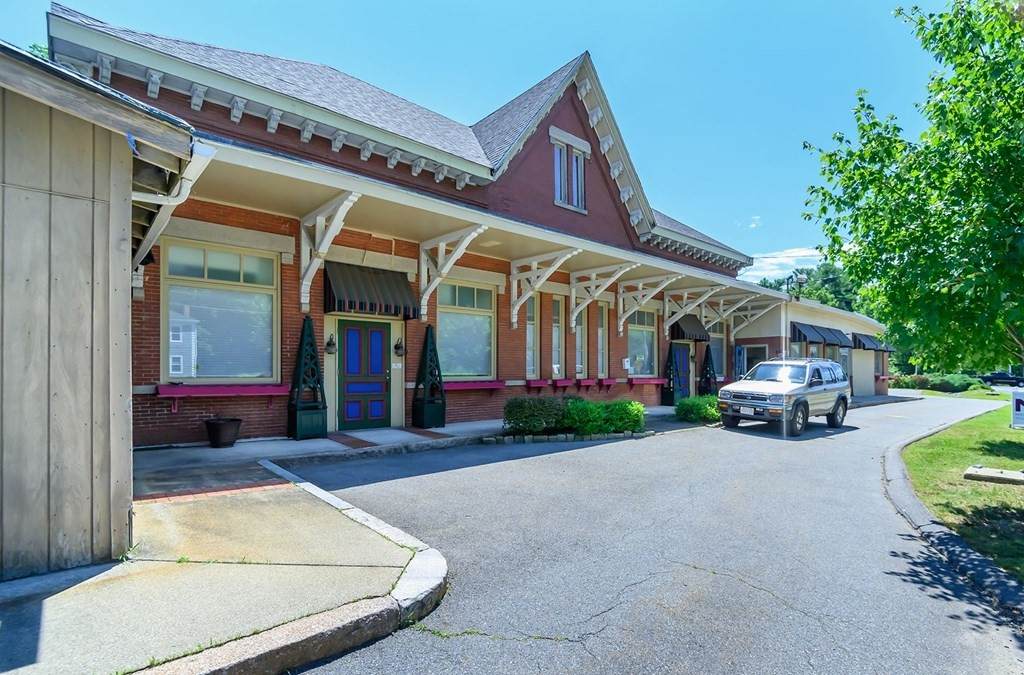 40 Dean St - Photo 1