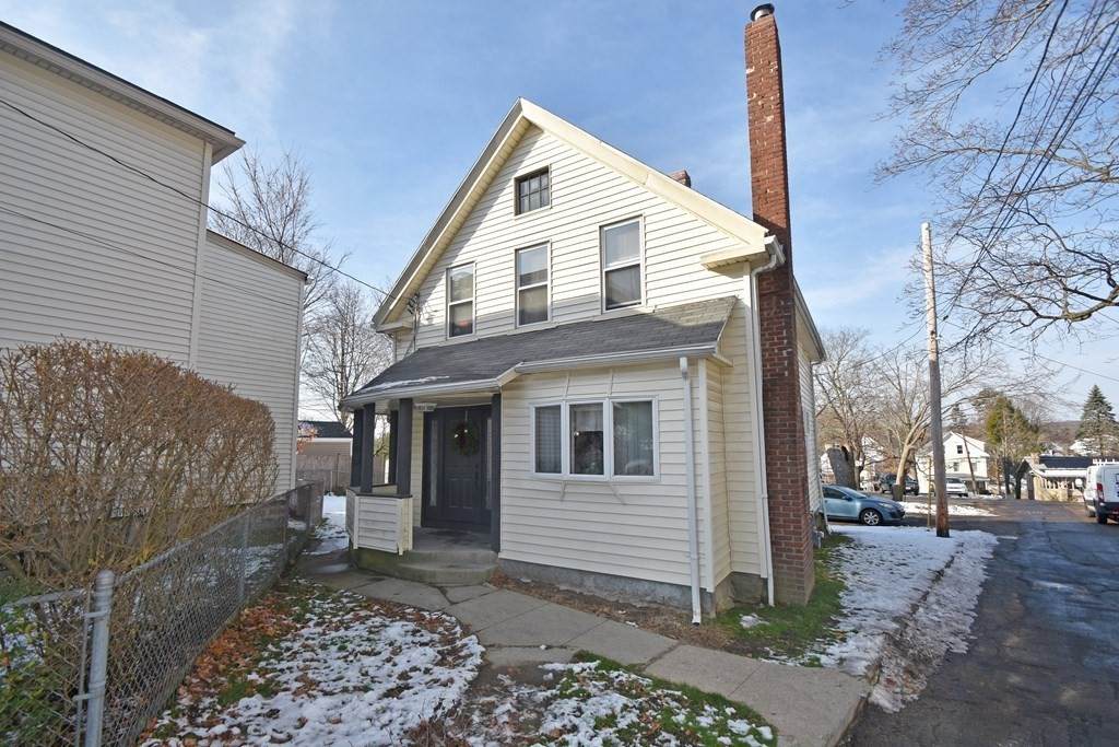 39-1/2 Claflin St - Photo 1