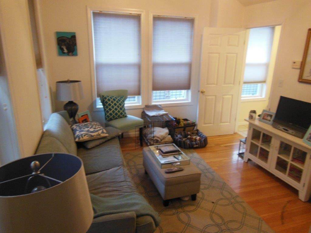 4 Lathrop Pl - Photo 1