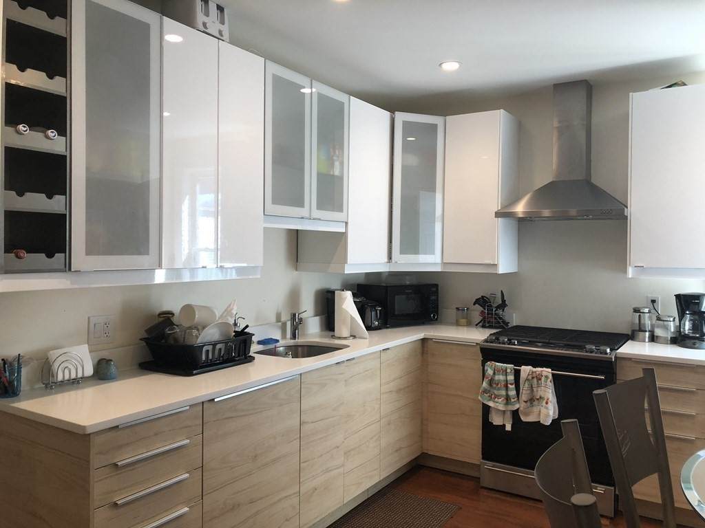 692 Columbia Road - Photo 1